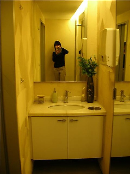 【台北】新文明書店 @莉莉安小貴婦旅行札記 @莉莉安小貴婦旅行札記