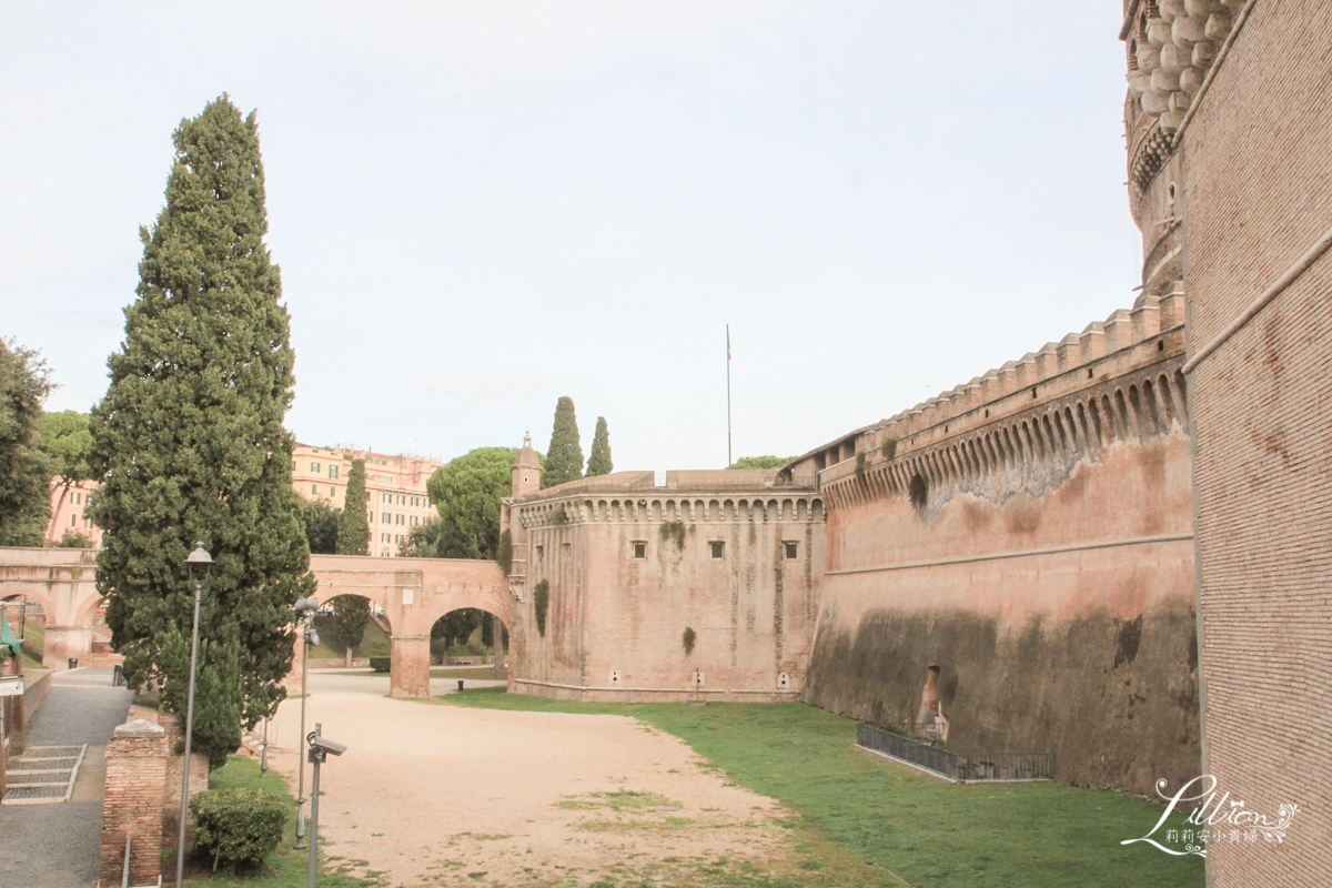 聖天使堡, Castello di Sant' Angelo, 羅馬景點推薦, 梵蒂岡景點推薦, 哈德良皇帝, 羅馬必遊景點, 羅馬必去, 羅馬夜景推薦, 羅馬周圍景點推薦, 義大利自助旅行, 羅馬, 義大利自助旅行, 義大利自由行, 義大利旅遊