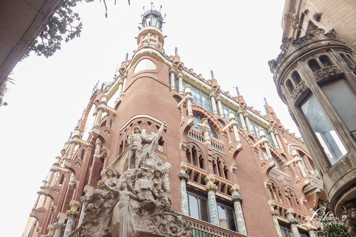 加泰隆尼亞音樂宮, Palau de la Música Catalana, 巴塞隆納景點推薦, 巴塞隆納必遊景點, 西班牙世界遺產, 加泰隆尼亞音樂宮, 加泰隆尼亞音樂宮歷史, 加泰隆尼亞音樂宮官網, 加泰隆尼亞音樂宮開放時間, 加泰隆尼亞現代主義, 多明尼克, 巴塞隆拿, 巴塞隆納, 巴塞隆納攻略, 巴塞隆納旅遊, 巴塞隆納自助旅行, 巴塞隆納自由行, 巴塞隆納自助游, 巴塞隆納自助行程, 巴塞隆納行程, 巴塞隆納行程規劃, 巴塞隆納親子自助旅行, 西班牙旅行, 西班牙, 西班牙巴塞隆納, 西班牙親子自助旅行, 高第