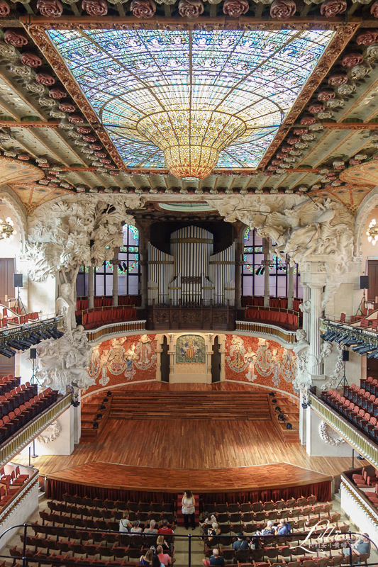 加泰隆尼亞音樂宮, Palau de la Música Catalana, 巴塞隆納景點推薦, 巴塞隆納必遊景點, 西班牙世界遺產, 加泰隆尼亞音樂宮, 加泰隆尼亞音樂宮歷史, 加泰隆尼亞音樂宮官網, 加泰隆尼亞音樂宮開放時間, 加泰隆尼亞現代主義, 多明尼克, 巴塞隆拿, 巴塞隆納, 巴塞隆納攻略, 巴塞隆納旅遊, 巴塞隆納自助旅行, 巴塞隆納自由行, 巴塞隆納自助游, 巴塞隆納自助行程, 巴塞隆納行程, 巴塞隆納行程規劃, 巴塞隆納親子自助旅行, 西班牙旅行, 西班牙, 西班牙巴塞隆納, 西班牙親子自助旅行, 高第