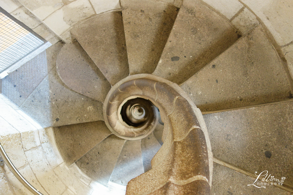 聖家堂, Basilica de la Sagrada Familia, 高第建築, 巴塞隆納景點推薦, 聖家堂門票購買, 聖家堂參觀重點, 聖家堂建築風格, 高第聖家堂, 聖家堂介紹, 聖家堂登塔, 聖家堂完工, 聖家堂西班牙, 聖家堂介紹, 巴塞隆納, 巴塞隆拿, 巴塞隆納自助旅行, 巴塞隆納自助游, 巴塞隆納自由行, 西班牙親子自助旅行, 西班牙巴塞隆納, 西班牙自由行, 西班牙, 巴塞隆納攻略