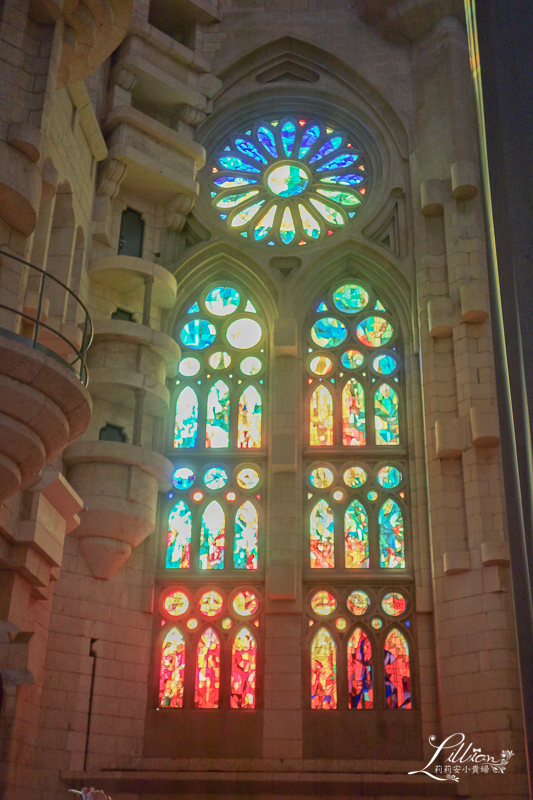 聖家堂, Basilica de la Sagrada Familia, 高第建築, 巴塞隆納景點推薦, 聖家堂門票購買, 聖家堂參觀重點, 聖家堂建築風格, 高第聖家堂, 聖家堂介紹, 聖家堂登塔, 聖家堂完工, 聖家堂西班牙, 聖家堂介紹, 巴塞隆納, 巴塞隆拿, 巴塞隆納自助旅行, 巴塞隆納自助游, 巴塞隆納自由行, 西班牙親子自助旅行, 西班牙巴塞隆納, 西班牙自由行, 西班牙, 巴塞隆納攻略