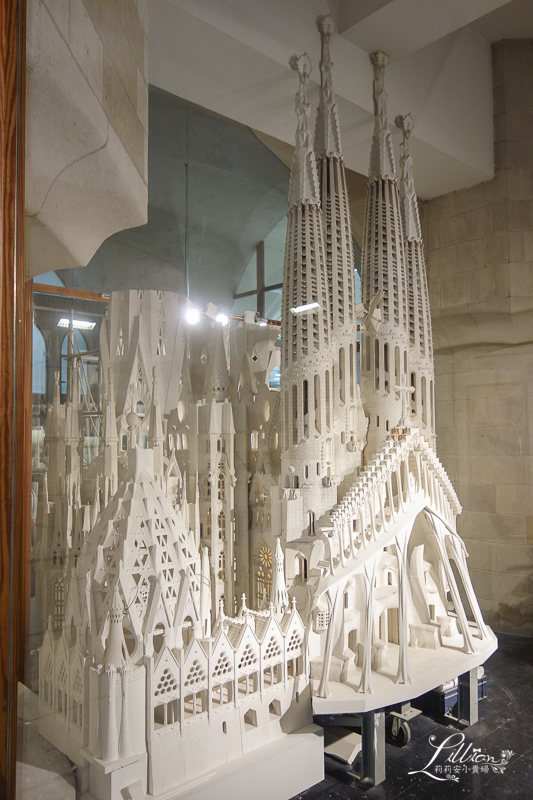 聖家堂, Basilica de la Sagrada Familia, 高第建築, 巴塞隆納景點推薦, 聖家堂門票購買, 聖家堂參觀重點, 聖家堂建築風格, 高第聖家堂, 聖家堂介紹, 聖家堂登塔, 聖家堂完工, 聖家堂西班牙, 聖家堂介紹, 巴塞隆納, 巴塞隆拿, 巴塞隆納自助旅行, 巴塞隆納自助游, 巴塞隆納自由行, 西班牙親子自助旅行, 西班牙巴塞隆納, 西班牙自由行, 西班牙, 巴塞隆納攻略