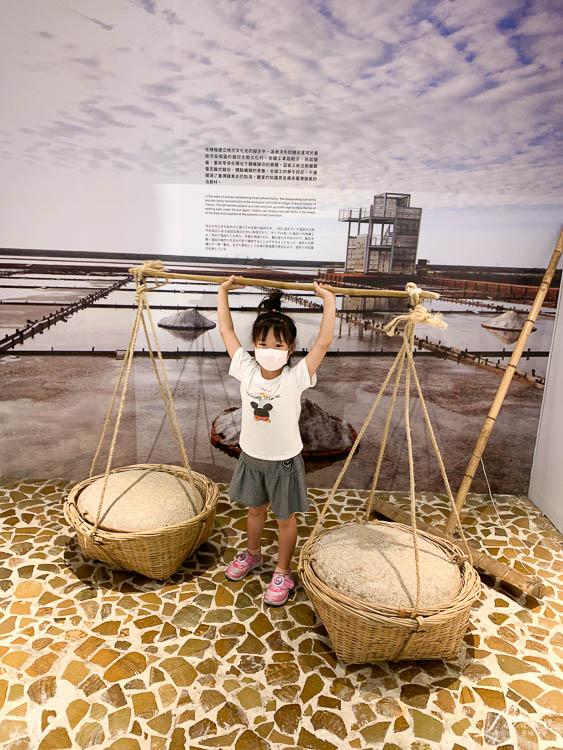 基隆,基隆室內親子景點推薦,基隆海洋科技博物館,基隆海科館,基隆親子景點推薦,室內親子景點推薦,海博館,海洋科技博物館交通,海洋科技博物館門票優惠,海洋科技博物館開放時間,海科館,美人魚表演,親子景點