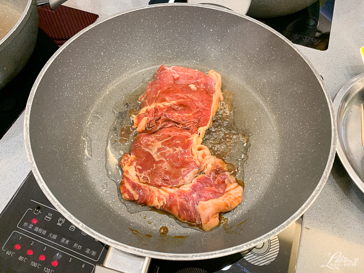 中秋烤肉作法, 中秋烤肉食譜, 中秋創意料理, 桂冠日式照燒醬, 桂冠蜂蜜芥末沙拉醬, 桂冠沙拉, 桂冠輕鬆料理醬, 牛排三明治作法, 牛排三明治料理, 桂冠窩廚房, 照燒醬料理, 媽媽料理推薦, 桂冠食譜, 懶人料理食譜, 照燒醬推薦