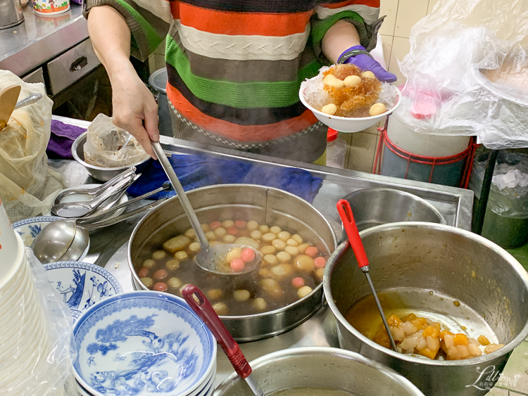 嘉義美食推薦, 嘉義市東市場美食, 嘉義國棟湯圓, 嘉義市甜品推薦, 嘉義市私房美食, 嘉義市甜米糕, 嘉義市湯圓, 嘉義市剉冰推薦, 嘉義桂圓米糕