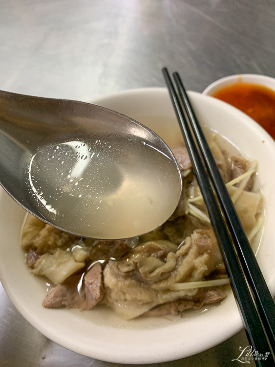 王媽媽牛雜湯, 嘉義美食推薦, 嘉義市美食推薦, 嘉義牛雜湯, 嘉義必吃美食, 嘉義東市場美食推薦, 嘉義王媽媽, 嘉義牛肉湯推薦, 嘉義牛雜湯推薦, 嘉義早午餐推薦, 嘉義王家牛雜湯, 嘉義東市場牛雜湯