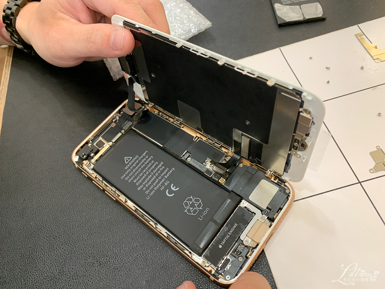 iphone維修推薦, 新竹iphone換電池推薦, iphone新竹維修, 蘋果保衛站, 蘋果保衛站新竹巨城店, iphone維修, ipad維修, Mac維修, 更換iphone電池, iphone排線故障, iphone螢幕破裂, iphone泡水, iphone資料救援, Mac電池更換, ipad電池更換, 蘋果保衛站新竹巨城評價, apple watch維修, Mac泡水