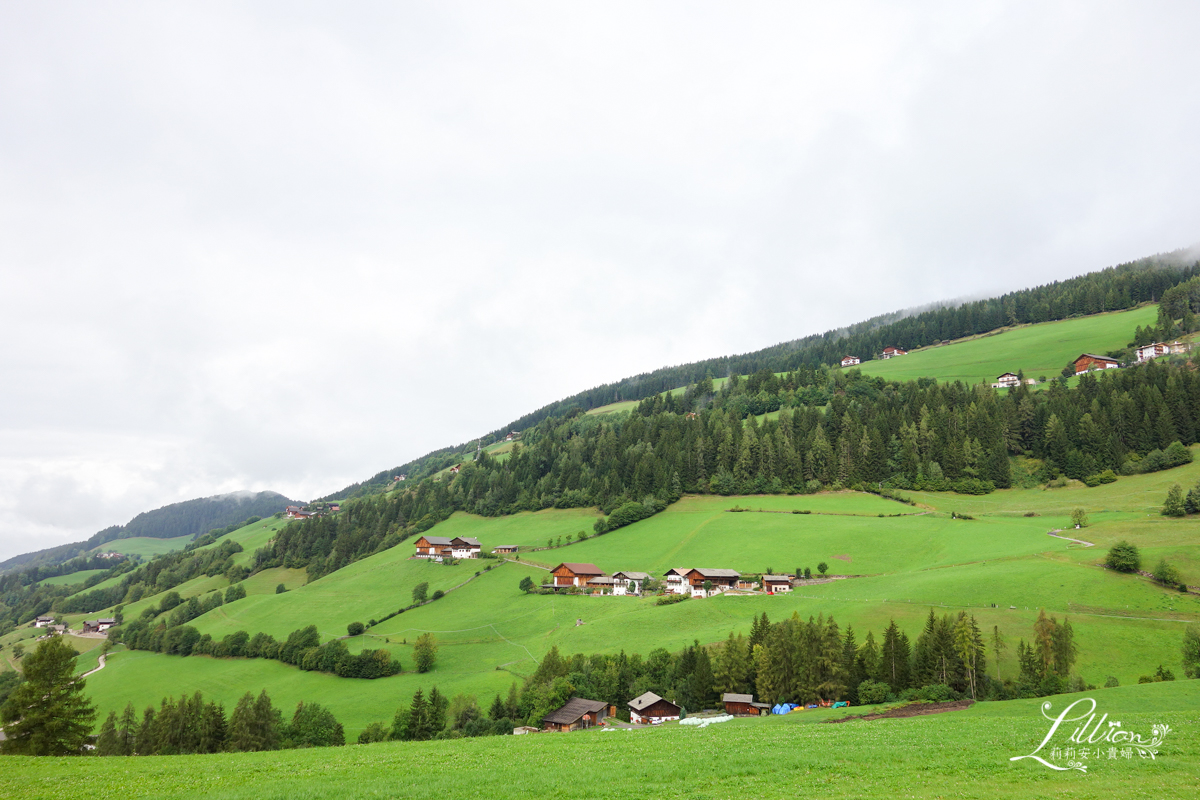 義大利推薦景點, dolomiti, 多洛米蒂, 多羅米提, 富內斯, Val di Funes, La chiesa di Santa Maddalena, 多洛米蒂景點推薦, 富內斯景點推薦, dolomiti景點推薦, Val di Funes景點推薦, 富內斯山谷, 多洛米提攻略, Dolomiti行程規劃, 多洛米提健行, 多洛米蒂, 多洛米蒂自駕