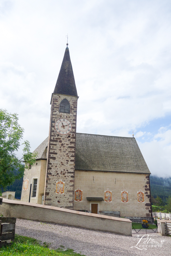 義大利推薦景點, dolomiti, 多洛米蒂, 多羅米提, 富內斯, Val di Funes, La chiesa di Santa Maddalena, 多洛米蒂景點推薦, 富內斯景點推薦, dolomiti景點推薦, Val di Funes景點推薦, 富內斯山谷, 多洛米提攻略, Dolomiti行程規劃, 多洛米提健行, 多洛米蒂, 多洛米蒂自駕