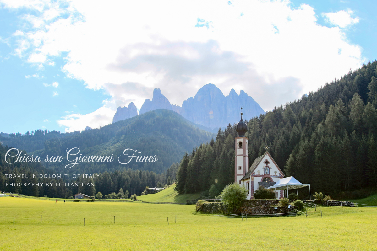 Chiesa san Giovanni Funes,Church of St. John,Dolomiti,dolomiti景點推薦,Kirche St. Johann in Ranui,Val di Funes,Val di Funes景點推薦,多洛米蒂,多洛米蒂Dolomiti,多洛米蒂教堂推薦,多洛米蒂景點推薦,多羅米提,富內斯山谷,富內斯景點推薦,義大利推薦景點 @莉莉安小貴婦旅行札記