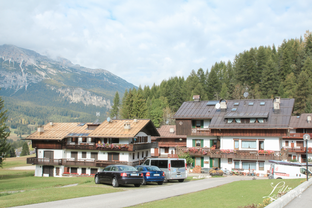 Cortina d'Ampezzo, 多洛米蒂, Dolomiti, 義大利自助旅行, Lago di Misurina, 米蘇里娜湖, 阿爾卑斯山, 多洛米蒂湖邊餐廳推薦, 多洛米蒂景點推薦, Cima Tofana, 義大利滑雪推薦, 冬季奧運, 義大利度假推薦