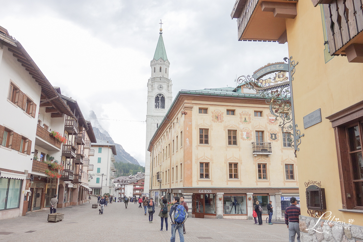 Cortina d'Ampezzo, 多洛米蒂, Dolomiti, 義大利自助旅行, Lago di Misurina, 米蘇里娜湖, 阿爾卑斯山, 多洛米蒂湖邊餐廳推薦, 多洛米蒂景點推薦, Cima Tofana, 義大利滑雪推薦, 冬季奧運, 義大利度假推薦