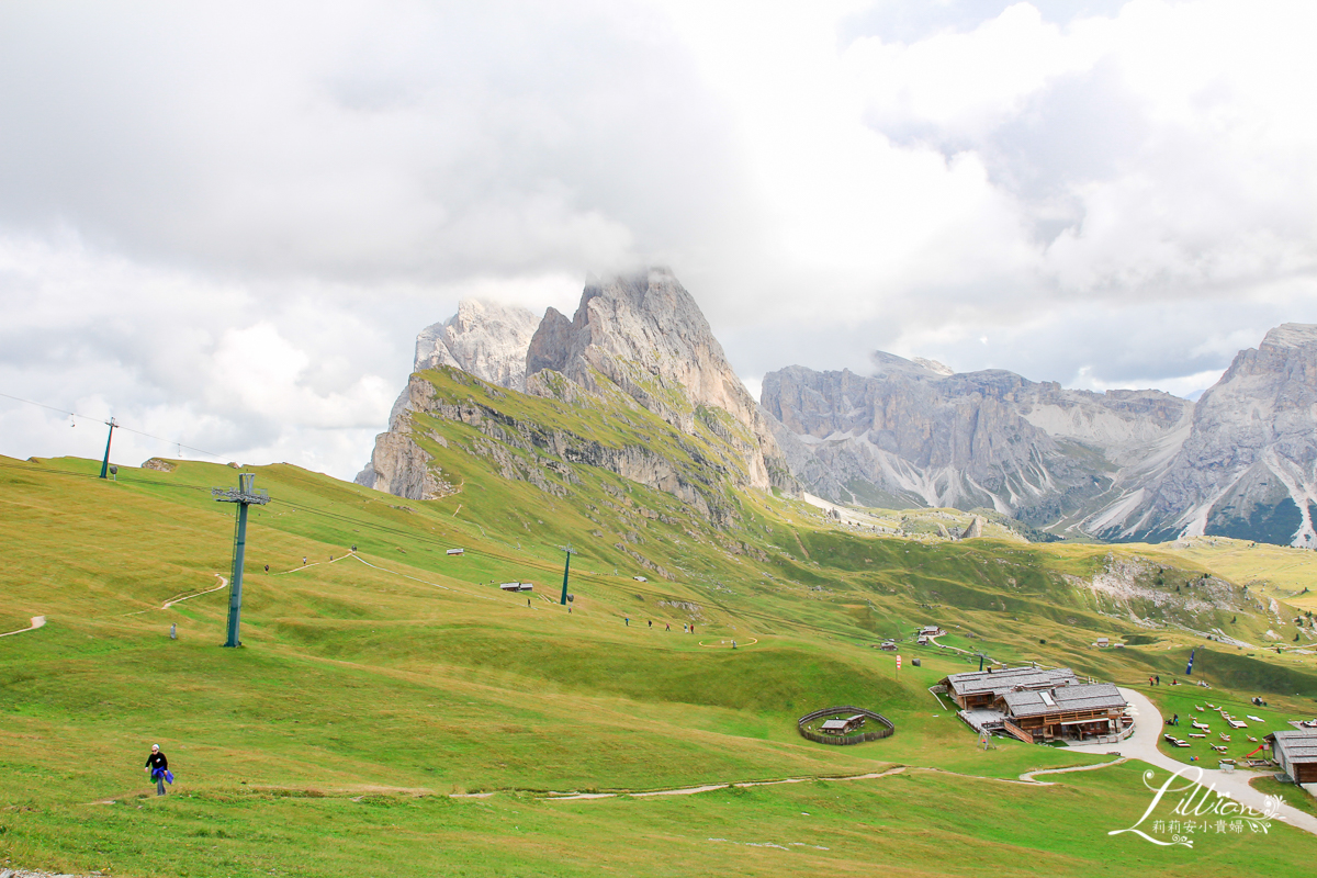 義大利推薦景點, dolomiti, 多洛米蒂, 多羅米提, Ortisei景點推薦, Ortisei滑雪纜車, Ortisei健行纜車, Val Gardena山谷, Gruppo delle Odle, Geisler gruppe, BAITA SOFIE蘇菲餐廳, 多洛米蒂美食推薦, 蓋斯勒群峰, dolomiti美食推薦, Puez-Geisler Nature Park, Ortisei纜車推薦, dolomiti纜車, Ortisei-Furnes-Seceda纜車, Geisleralm, Alpe di Seceda, Funivie Seceda Spa纜車, 多洛米蒂Dolomiti