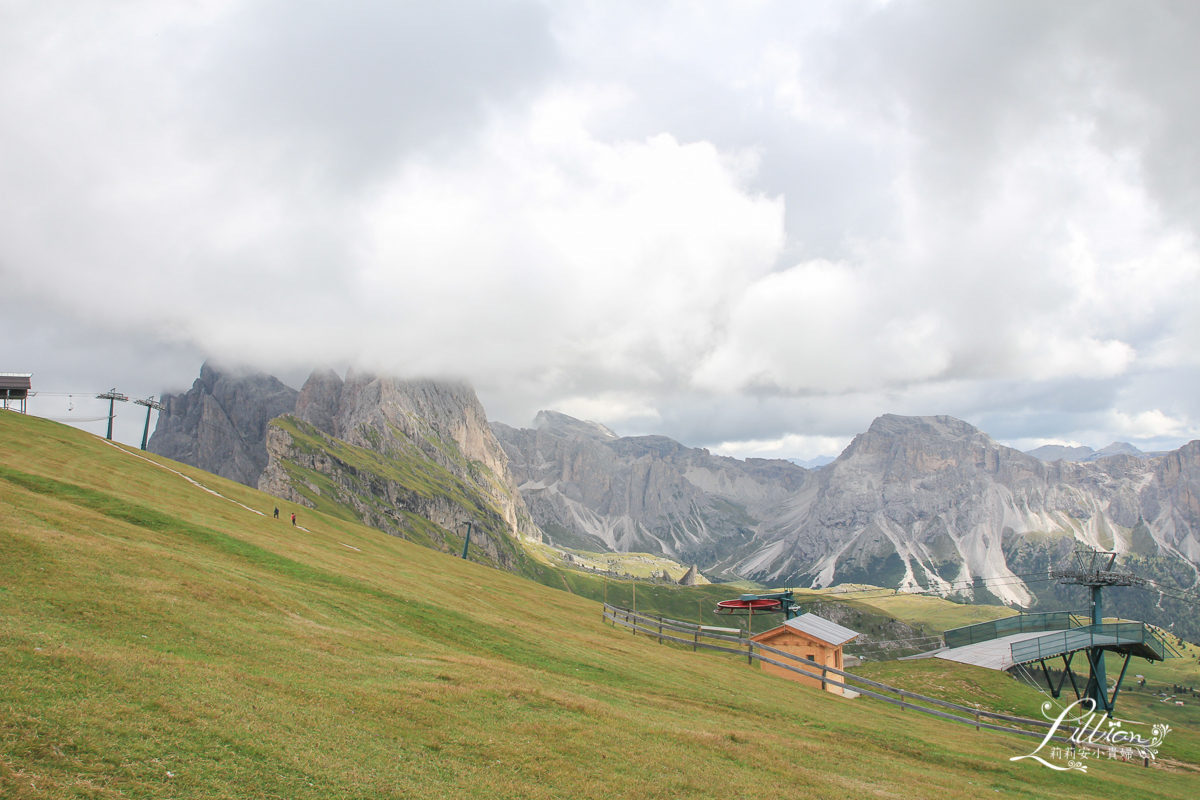 義大利推薦景點, dolomiti, 多洛米蒂, 多羅米提, Ortisei景點推薦, Ortisei滑雪纜車, Ortisei健行纜車, Val Gardena山谷, Gruppo delle Odle, Geisler gruppe, BAITA SOFIE蘇菲餐廳, 多洛米蒂美食推薦, 蓋斯勒群峰, dolomiti美食推薦, Puez-Geisler Nature Park, Ortisei纜車推薦, dolomiti纜車, Ortisei-Furnes-Seceda纜車, Geisleralm, Alpe di Seceda, Funivie Seceda Spa纜車, 多洛米蒂Dolomiti