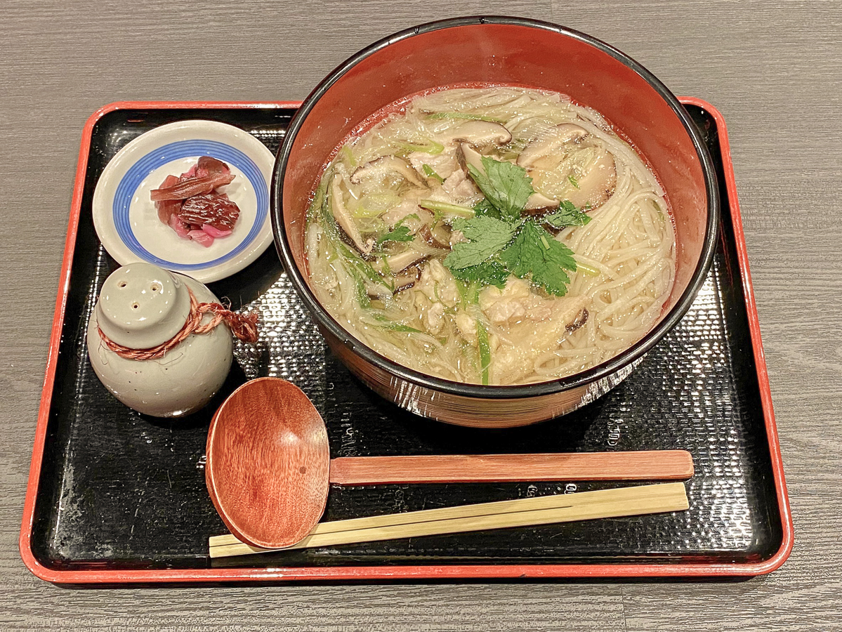 日本東北自助旅行, 秋田縣自助旅行, 秋田縣行程規劃, 秋田縣懶人包, 秋田縣景點推薦, 秋田縣美食推薦, 秋田縣租車推薦, 秋田縣自駕, 秋田縣住宿推薦, 秋田縣旅館推薦, 秋田縣飯店推薦, 男鹿真山伝承館, 秋田犬会館, 大湯環狀列石, 鳥海山木のおもちゃ美術館, 鳥海山木的玩具美術館, 土田家住宅, 元滝伏流水, 元瀧伏流水, 角館武家屋敷群, 大湯ストーンサークル館, 無限堂(稲庭うどん),稻庭烏龍麵 無限堂, 秋田比内や 大館本店, 秋田比內屋 大館本店, ババヘラアイス, 婆婆玫瑰冰, 清吉そば, 清吉蕎麥麵, Grand Park Hotel Odate, 大館市格蘭德公園酒店, Hotel Folkloro Kakunodate, 角館民宿酒店, Wanoi Kakunodate, 和之居 角館, Hotel Metropolitan Akita, 秋田大都會酒店, Akita Castle Hotel, 秋田城堡酒店, 日産レンタカー, 日產汽車租賃