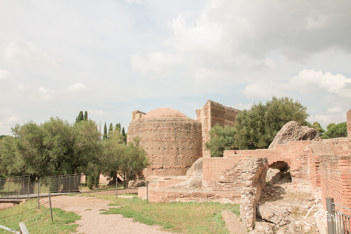 哈德良別墅, Villa Adriana, 義大利自由行, 羅馬自由行, 義大利自助旅行, 蒂沃利, Tivoli, 哈德良皇帝, 哈德良別墅交通方式, 羅馬浴場, 卡諾普斯, Canopus, 羅馬行程, 羅馬自助旅行, 羅馬推薦景點, 義大利景點推薦, 蒂沃利哈德良別墅, 蒂沃利哈德良別墅交通方式,羅馬別墅