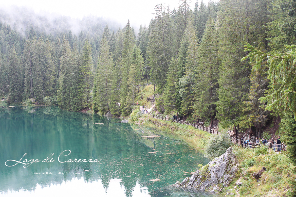 Lago di Carezza, Karersee, Bolzano景點推薦, 多洛米蒂景點推薦, Latemar, South Tyrol, 南提洛爾, 多洛米蒂, 多洛米蒂Dolomiti, 多洛米蒂自由行, 多羅米提, 義大利世界遺產, 義大利推薦景點, 義大利自助旅行, 義大利阿爾卑斯山, 多洛米提攻略, Dolomiti行程規劃, 多洛米蒂山脈健行, 多洛米提健行