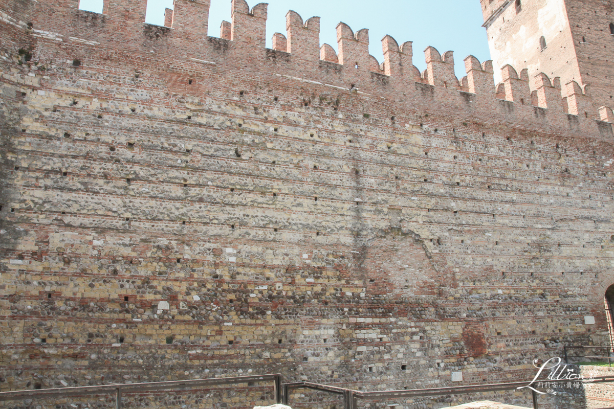 義大利自助旅行, Castel Vecchio, Castelvecchio Bridge,Museo di Castelvecchio,Verona,Verona停車,Verona景點,Verona老城堡, Vicenza, 史卡拉家族, 意大利旅行, 維洛納, 維洛納Verona, 維洛納必遊景點, 維洛納攻略, 維洛納景點推薦, 維洛納老城堡, 維洛納自助旅行, 維洛納自助游, 維洛納自助行程, 義大利, 義大利ZTL, 義大利維洛納, 義大利親子自助旅行,