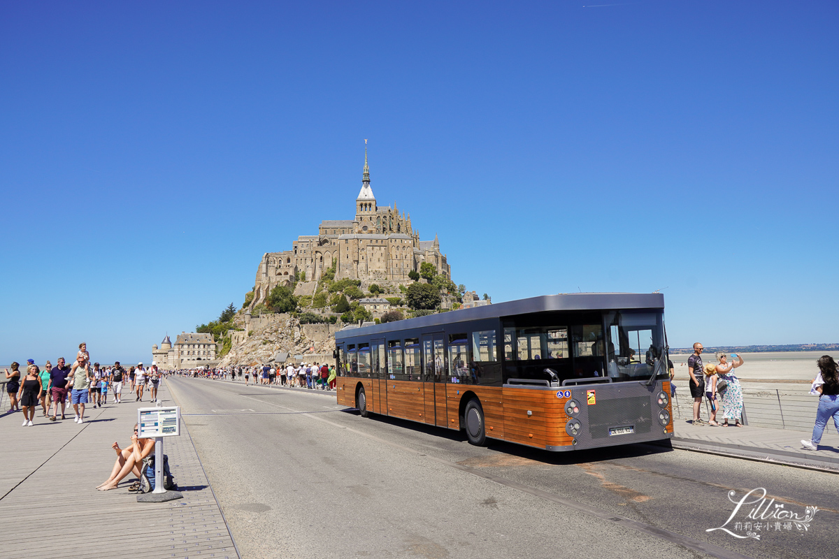 聖米歇爾山, Le Mont Saint-Michel, 法國自由行, 諾曼第景點推薦, 法國景點推薦, 巴黎郊區景點推薦, 聖米歇爾修道院, 聖米歇爾山的交通, 法國自助旅行, 聖米歇爾山的歷史, 聖米歇爾山攻略, 聖米歇爾山懶人包, 聖米歇爾山美食推薦, 葡拉媽媽蛋捲店, La Mère Poulard, 聖米歇爾山蛋捲, 聖米歇爾山自駕, 聖米歇爾山搭火車, 聖米歇爾山接駁巴士, 聖米歇爾山巴士, 法國, 聖米歇爾山停車場