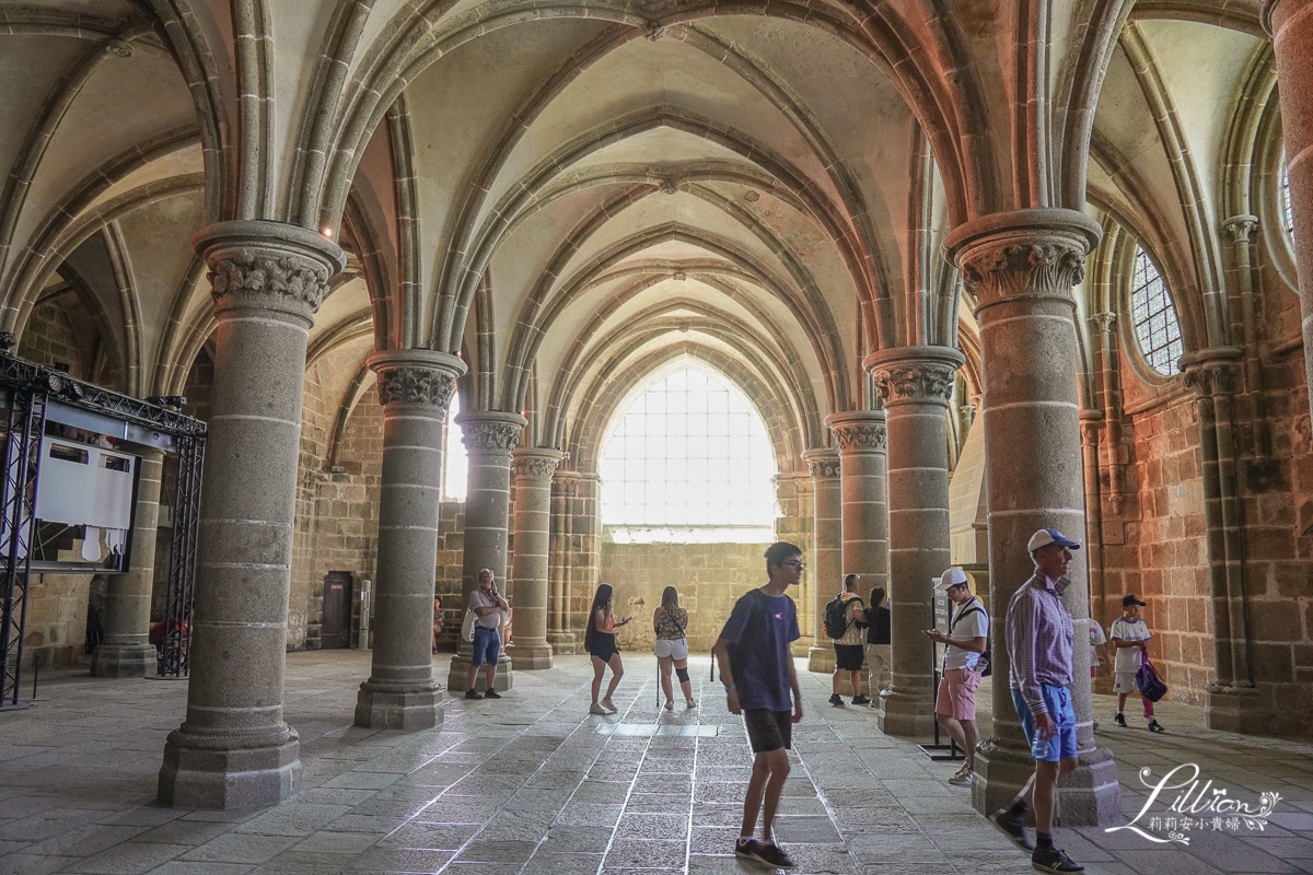 聖米歇爾山, Le Mont Saint-Michel, 法國自由行, 諾曼第景點推薦, 法國景點推薦, 巴黎郊區景點推薦, 聖米歇爾修道院, 聖米歇爾山的交通, 法國自助旅行, 聖米歇爾山的歷史, 聖米歇爾山攻略, 聖米歇爾山懶人包, 聖米歇爾山美食推薦, 葡拉媽媽蛋捲店, La Mère Poulard, 聖米歇爾山蛋捲