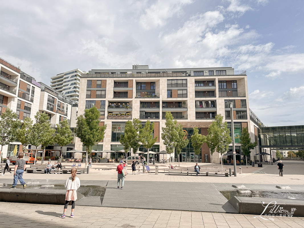 斯圖加特自助旅行, Stuttgart, 斯圖加特市立圖書館, Stadtbibliothek Stuttgart, 斯圖加特推薦景點, 斯圖加特必來景點, 德國自助旅行, 斯圖加特圖書館交通, 德國