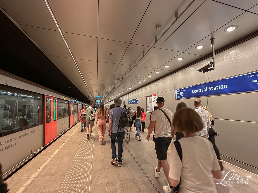 福倫丹, Volendam, 沃倫丹, 荷蘭自由行, 荷蘭景點推薦, 艾登, edam, 馬肯, Marken, 阿姆斯特丹一日遊, 北海漁村, 荷蘭景點, 阿姆斯特丹近郊, 美食, 交通, 2026