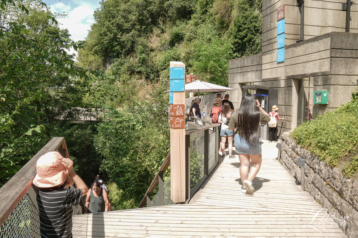瑞士景點推薦, 瑞士自由行, 萊茵瀑布, Rheinfall, 瑞士景點, 沙夫豪森, 歐洲流量最大瀑布, 萊茵瀑布攻略, 勞芬城堡, 觀賞攻略, 觀賞點, 交通, 門票, 遊船, 瑞士必去