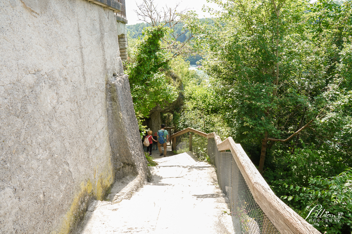 瑞士景點推薦, 瑞士自由行, 萊茵瀑布, Rheinfall, 瑞士景點, 沙夫豪森, 歐洲流量最大瀑布, 萊茵瀑布攻略, 勞芬城堡, 觀賞攻略, 觀賞點, 交通, 門票, 遊船, 瑞士必去