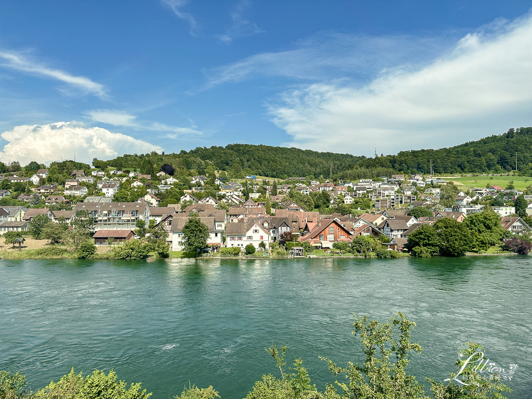 瑞士景點推薦, 瑞士自由行, 萊茵瀑布, Rheinfall, 瑞士景點, 沙夫豪森, 歐洲流量最大瀑布, 萊茵瀑布攻略, 勞芬城堡, 觀賞攻略, 觀賞點, 交通, 門票, 遊船, 瑞士必去