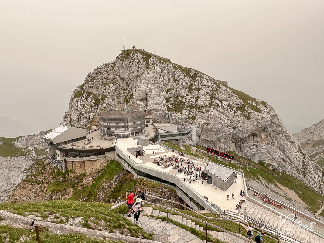 瑞士自由行,瑞士旅遊,瑞士景點,瑞士旅遊費用,瑞士交通,瑞士行程,瑞士住宿,少女峰,馬特洪峰,瑞士通票,歐洲eSIM,琉森,蘇黎世,2025瑞士, Lauterbrunnen, Swiss Travel Pass, 伯恩, 茵特拉根, 格林德瓦
