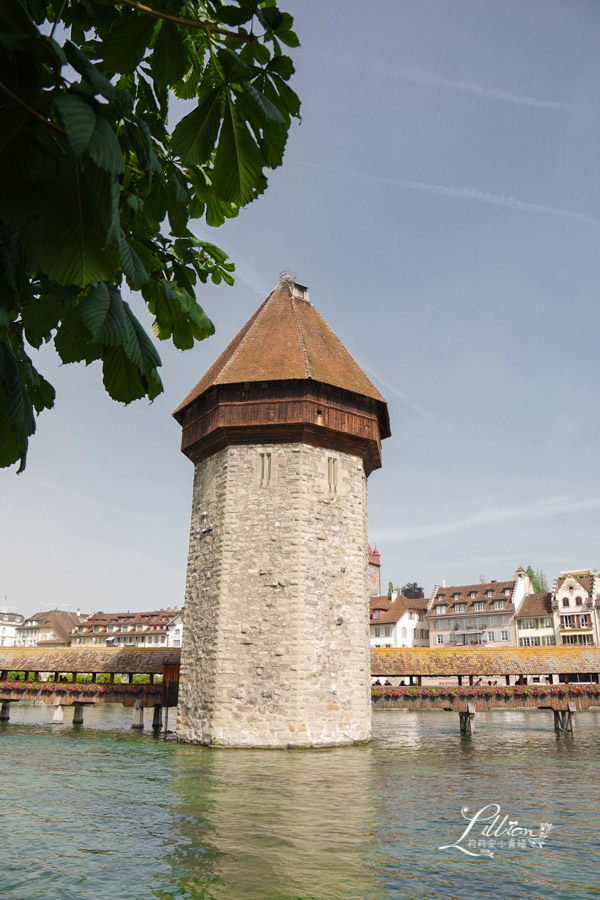 瑞士自由行, 卡貝爾橋, Kapellbrücke, 瑞士自助旅行, 瑞士自由行攻略, 琉森景點, 瑞士琉森, 琉森推薦景點, 瑞士推薦景點, 斯普洛耶橋, luzern 瑞士, luzern