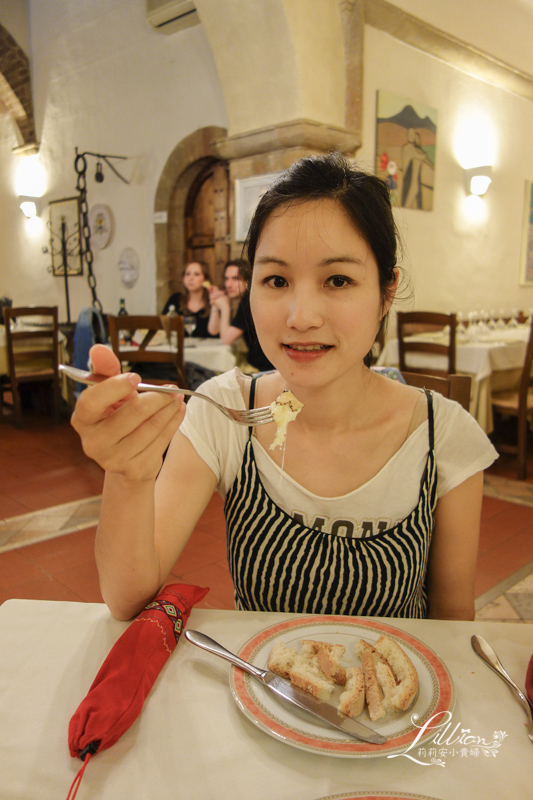 Pienza,Trattoria La Buca delle Fate,佛羅倫斯,意大利,托斯卡尼,托斯卡尼必吃,托斯卡尼攻略,托斯卡尼牛排,托斯卡尼美食推薦,托斯卡尼自助旅行,托斯卡尼自助游,托斯卡尼自助行程,托斯卡尼行程,托斯卡尼行程規劃,托斯卡尼親子自助旅行,托斯卡尼餐廳推薦,旅行,皮恩札Pienza美食推薦,絲柏之路,義大利,義大利托斯卡尼,義大利親子自助旅行