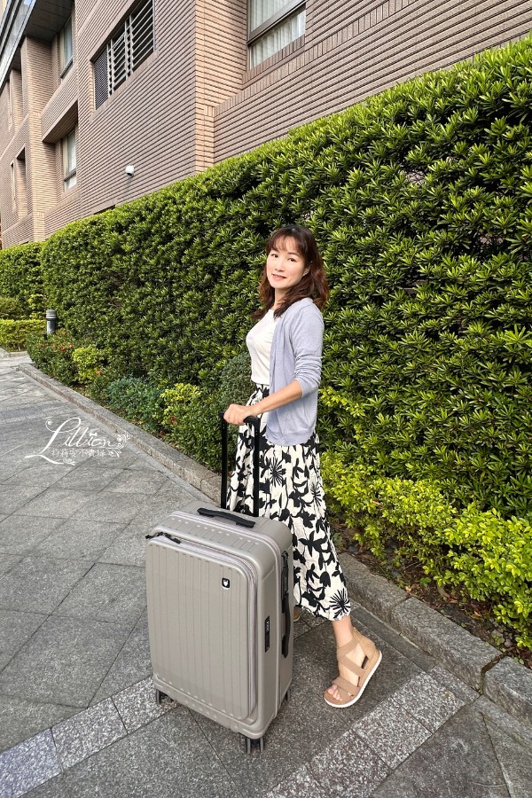 前開式行李箱,後背包 28 L,旅行壓縮袋,旅行壓縮袋推薦,旅行必備,旅行箱推薦,行李箱,行李箱推薦,衣物壓縮袋