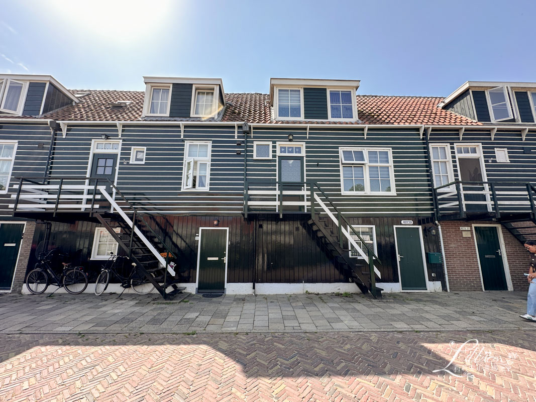 荷蘭自由行, 阿姆斯特丹近郊, 荷蘭景點, 荷蘭北海小漁村, 馬肯交通, 福倫丹, 沃倫丹, Volendam, 荷蘭北海漁村, marken 荷蘭, 荷蘭景點推薦, 荷蘭馬肯, Marken自由行, 北海小漁村, 高腳屋, 馬肯景點, 荷蘭一日遊, 阿姆斯特丹一日遊