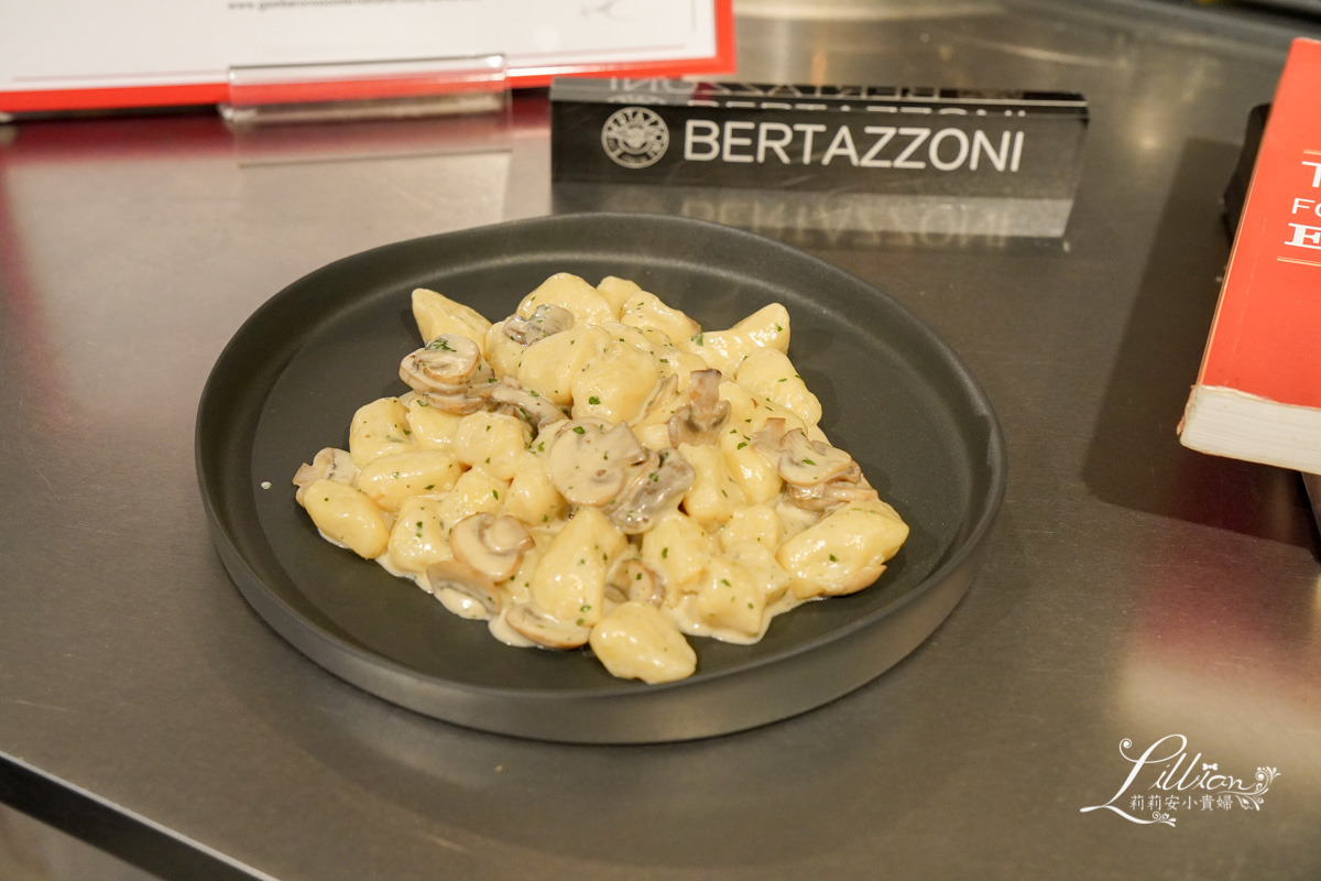 Bertazzoni, 爐連烤, Bertazzoni爐連烤, 義大利廚房, IH 爐連烤, 爐連烤推薦, 連烤爐, 義大利爐連烤, 爐連烤使用心得