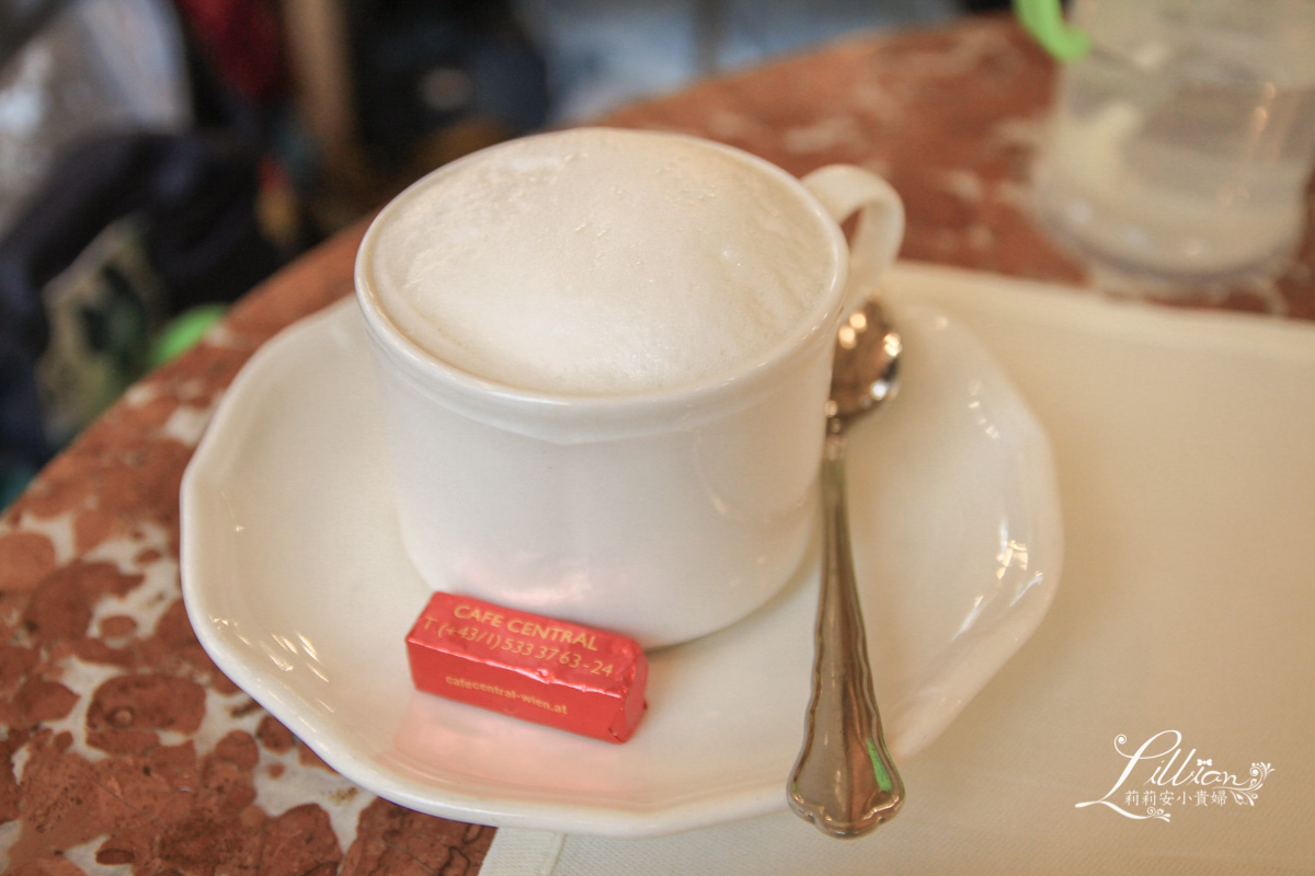 維也納景點, 維也納美食, 奧地利維也納, 維也納中央咖啡館, 維也納, 維也納推薦美食, 奧地利旅遊, 維也納自由行, 奧地利自由行, 茜茜公主, 薩赫蛋糕, 皇帝煎餅 維也納景點, 維也納美食, 奧地利維也納, 維也納中央咖啡館, 維也納, 維也納推薦美食, 奧地利旅遊, 維也納自由行, 奧地利自由行, 茜茜公主, 薩赫蛋糕, 皇帝煎餅