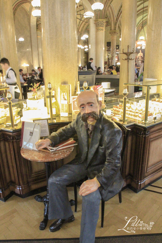 維也納景點, 維也納美食, 奧地利維也納, 維也納中央咖啡館, 維也納, 維也納推薦美食, 奧地利旅遊, 維也納自由行, 奧地利自由行, 茜茜公主, 薩赫蛋糕, 皇帝煎餅 維也納景點, 維也納美食, 奧地利維也納, 維也納中央咖啡館, 維也納, 維也納推薦美食, 奧地利旅遊, 維也納自由行, 奧地利自由行, 茜茜公主, 薩赫蛋糕, 皇帝煎餅