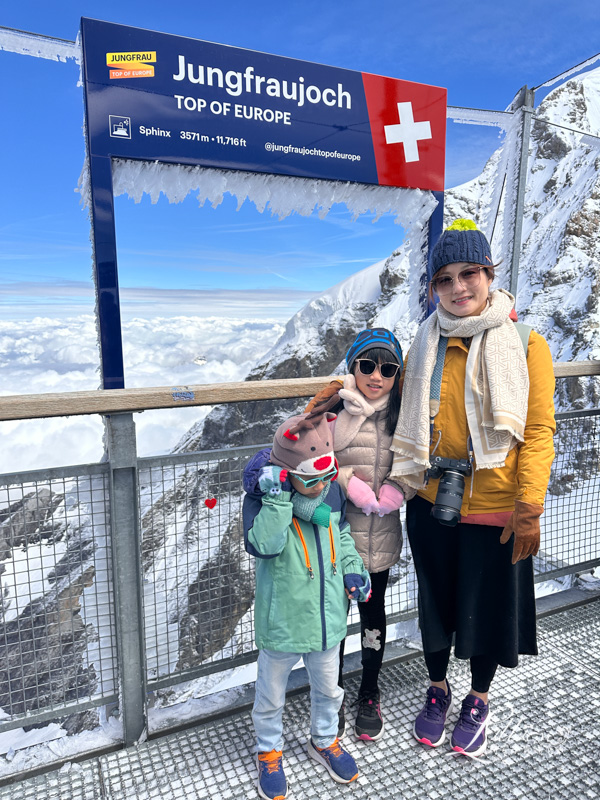 少女峰, 少女峰天氣, 瑞士少女峰, jungfrau, 少女峰高度, 瑞士少女峰天氣, 少女峰高山症, 少女峰英文, 少女峰官網, 瑞士三大名峰, 瑞士少女峰海拔, 少女峰齒軌列車, 少女峰交通, 少女峰通行證, 瑞士推薦景點, 少女峰攻略,瑞士自由行