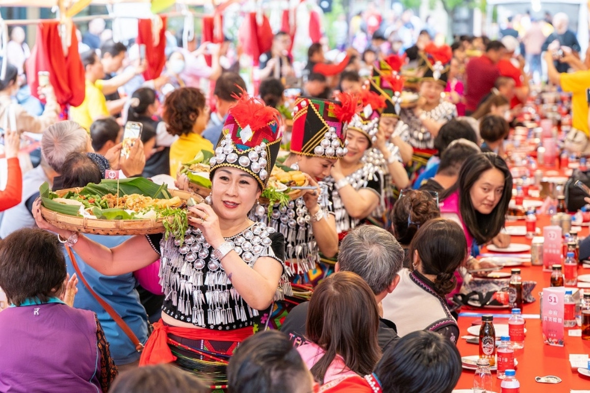 米干, 龍岡米干節, 忠貞米干, 忠貞新村文化園區, 阿美米干, 龍岡米干, 忠貞市場美食, 忠貞市場米干, 忠貞市場必吃, 國旗屋, 阿美米乾, 雲南米干, 桃園美食推薦,