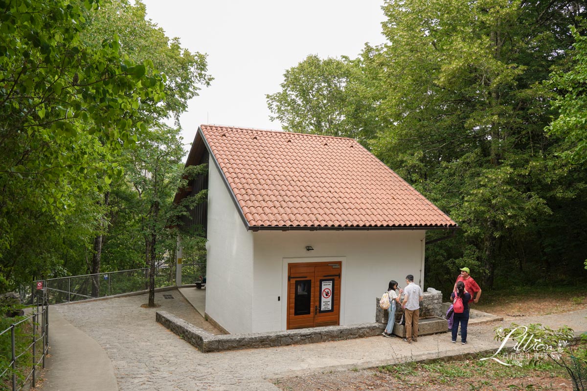 slovenia, 斯洛文尼亞, 斯洛維尼亞, 斯洛維尼亞景點, 波斯托伊納洞, Postojnske jame, Škocjanske jame, 什科茨揚鐘乳石洞, Park Škocjanske jame, Škocjan, 盧比安納, 盧比安納, 景點, 斯洛維尼亞景點推薦, 斯洛維尼亞鐘乳石, 溶洞, 喀斯特地形, 鐘乳石洞, Postojna Cave, 斯洛維尼亞自由行, 盧比安納一日遊, 斯洛維尼亞旅遊