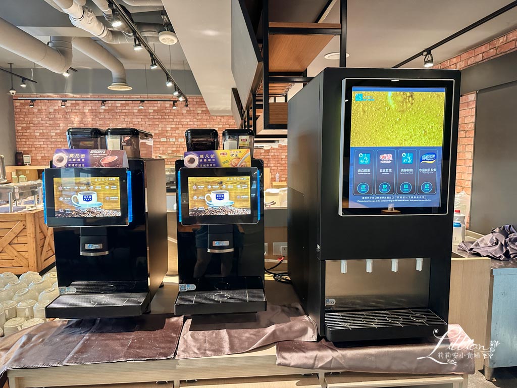 嘉義里亞行旅, 嘉義親子飯店, 嘉義親子民宿, 嘉義市親子飯店, 嘉義親子飯店推薦, 嘉義親子住宿推薦, 嘉義親子旅館, 嘉義親子住宿, 嘉義親子住宿推薦, 親子旅遊, 嘉義文化夜市附近住宿, 嘉義溜滑梯飯店