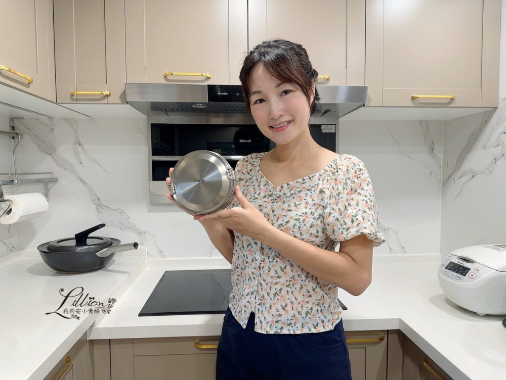 鈦便當盒, 便當盒推薦, 小學生便當盒推薦, 小學便當盒, 鈦工坊, 鈦安純鈦餐具, 便當盒, 不鏽鋼便當盒, 分隔便當盒, 日式便當盒, 分隔餐盒, 不鏽鋼分隔便當盒, 台鐵便當盒, 加熱便當盒, 矽膠蓋便當盒, 便當盒分隔, 雙層便當盒, tiann便當盒, 純鈦保鮮盒, 純鈦料理盒
