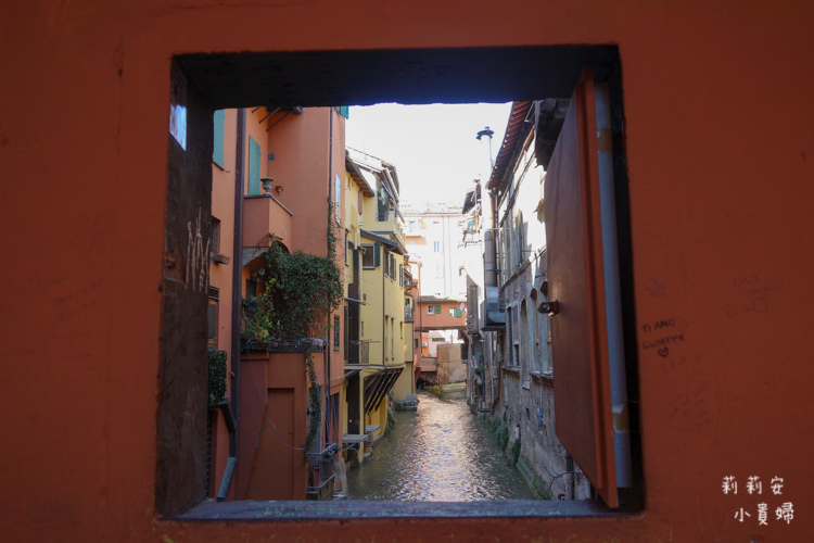 延伸閱讀：【義大利自由行】波隆那Bologna私房景點。Canale di Reno運河為波隆納命脈，擁有「小威尼斯」之稱，讓我們一窺運河的原始樣貌